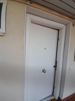 Puertas Negro Satinado - 8 und
