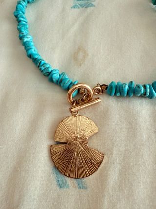 Collar turquesa dorado