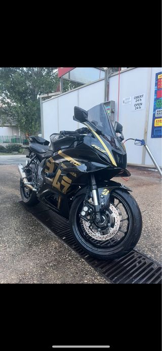 Yamaha yzf R7 - Moto deportiva