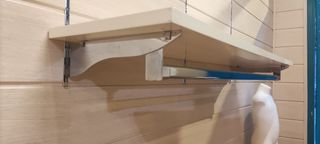 Mobiliario para tienda. Superficie 100m