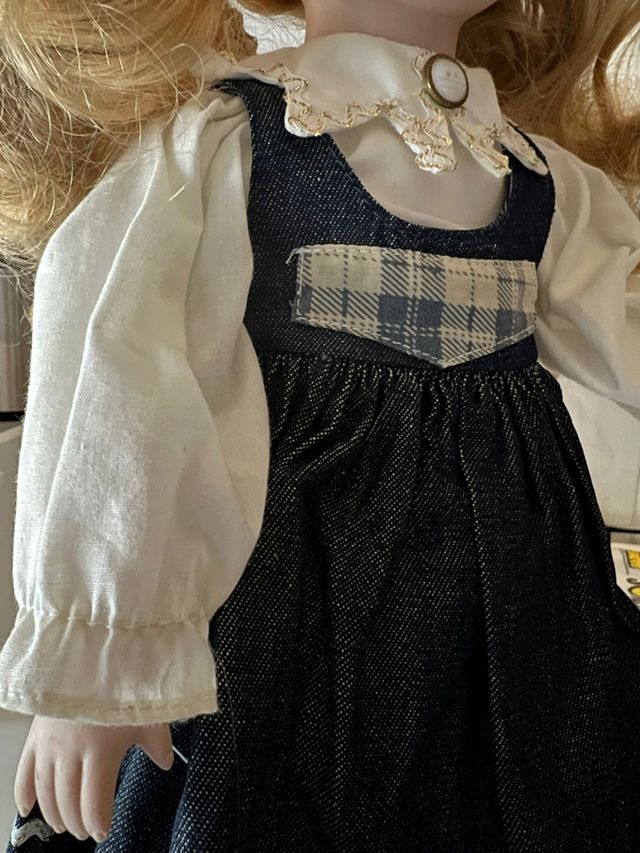 Muñeca porcelana niña - 40cm