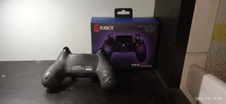 Mando PS4 T-REX - RGB, Vibración
