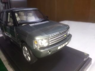 Range Rover ERTL - Gris escala 1:18