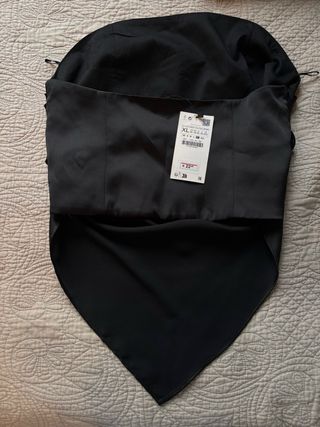 Top Zara negro satinado XL