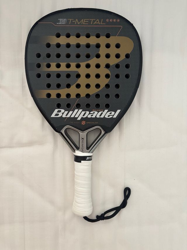 Pala Bullpadel T-Metal