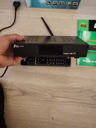 Deco Iris 9700 HD - Receptor HDTV