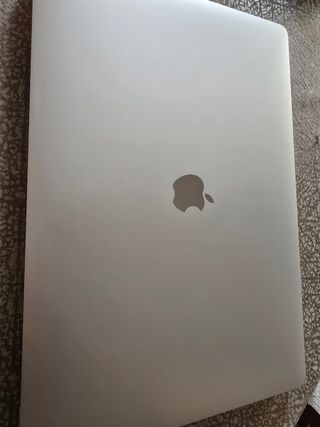 MacBook Pro Apple Plata