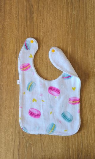 Bavaglino bimbo macarons