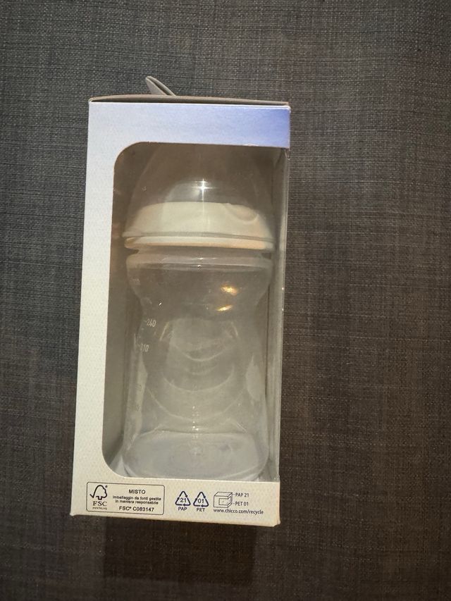 Biberón Chicco Natural Feeling 330ml