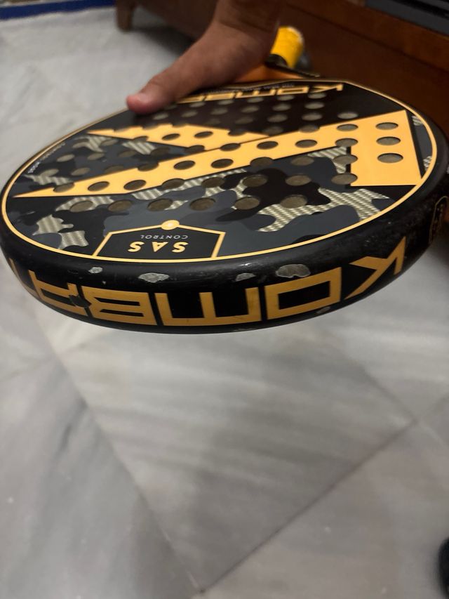 Pala padel Kombat Control SAS
