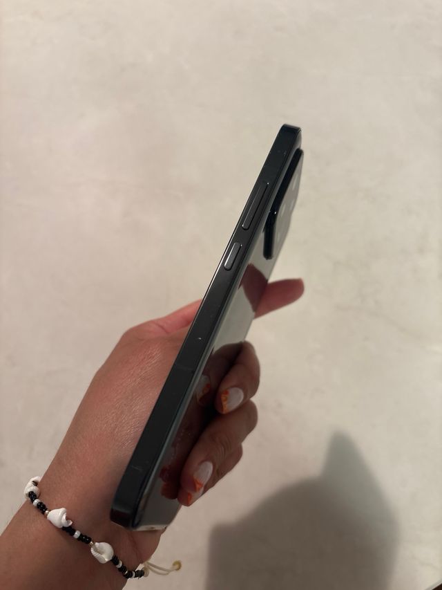 Xiaomi 13 negro 5G - Cámara Leica - negociable