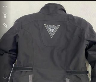 Cazadora moto Dainese negra