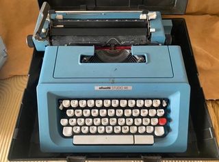 Olivetti Studio 46 - Máquina de escribir