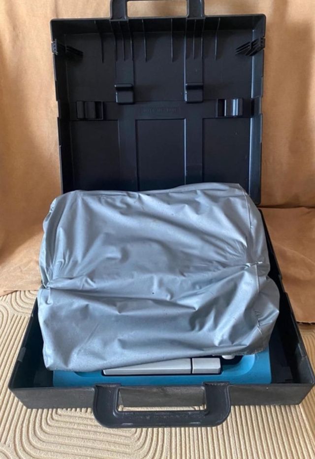 Olivetti Studio 46 - Máquina de escribir