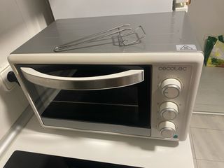 Horno Cecotec pequeño - como nuevo