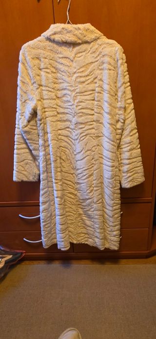 Abrigo Primera Línea blanco