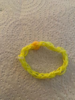 Pulsera elástica amarilla