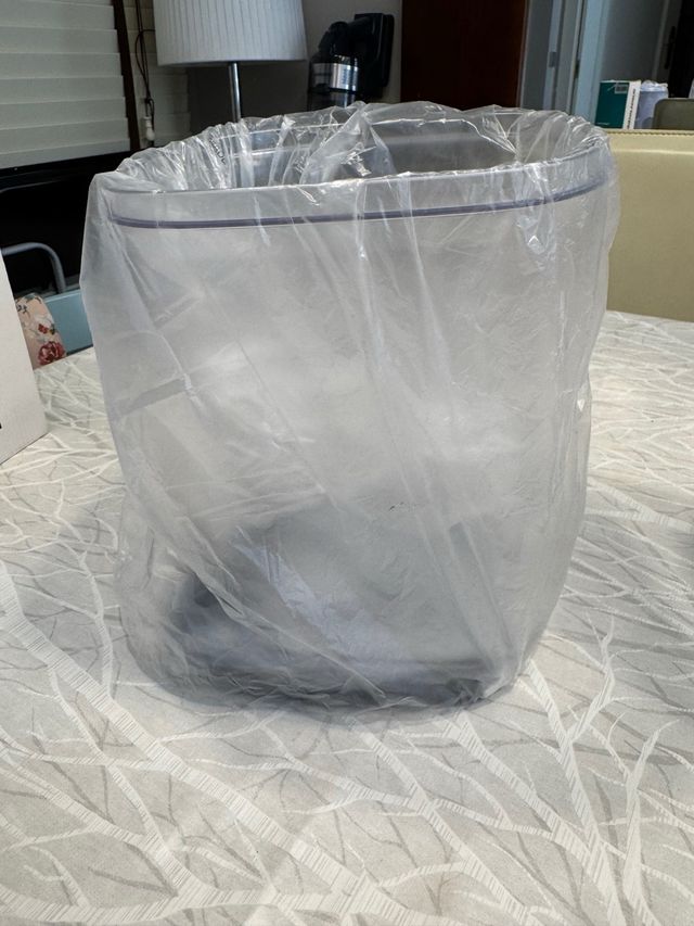 Tupperware-Recipient hermétic d plástico3.6L nuevo