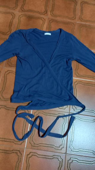 Golfino blu incrociato