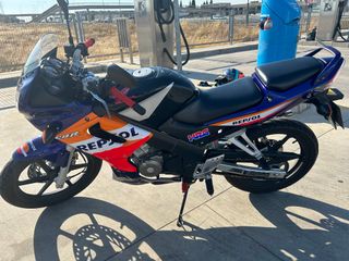 Honda CBR 125 R 2005 Repsol