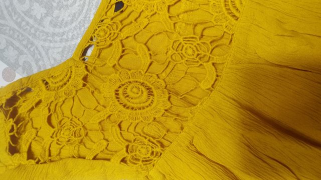 Blusa Amarilla Kiabi - Talla M