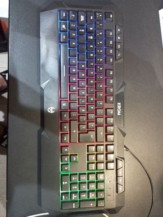 Teclado Krom RGB Gaming