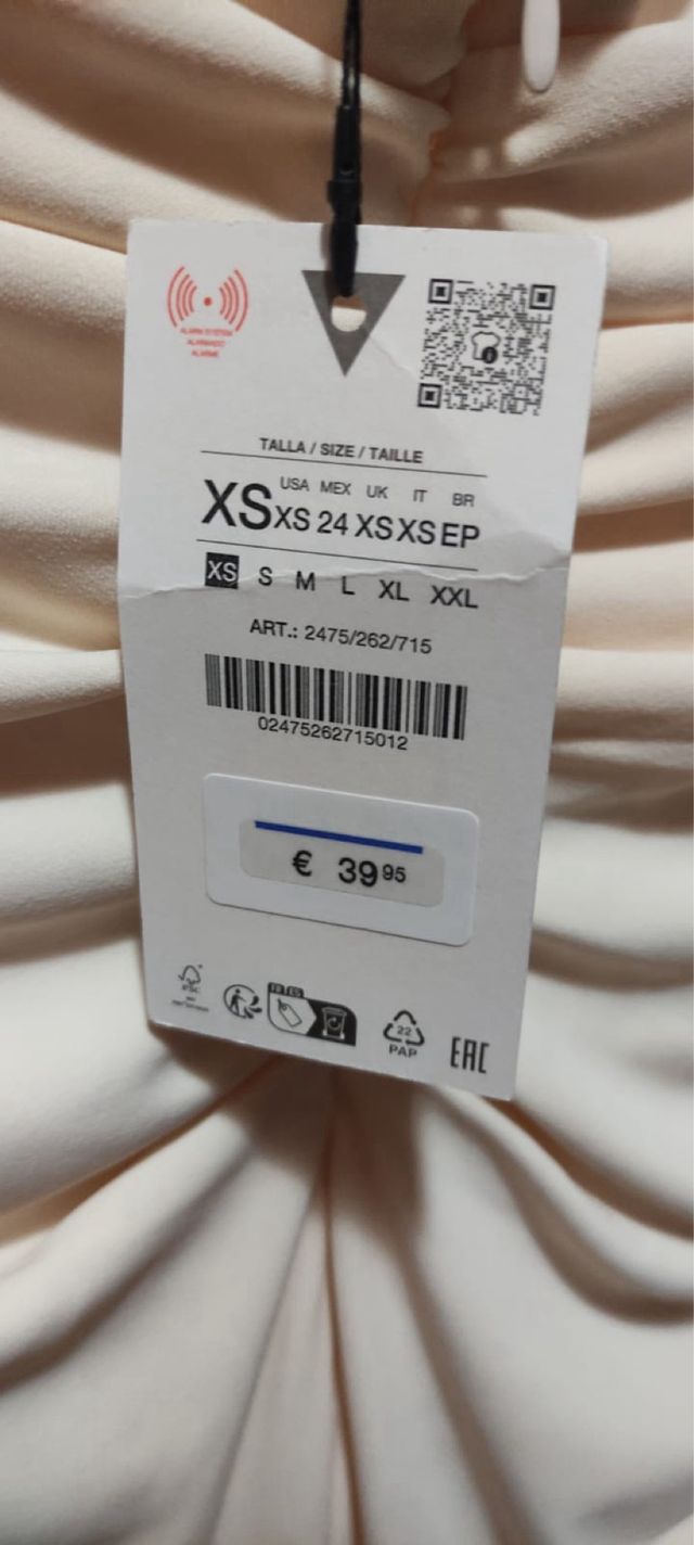 Vestido beige boda invitada de zara