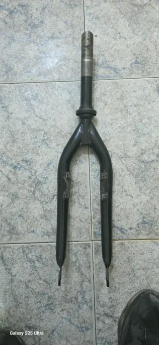 Horquilla Monty kamel- Magura