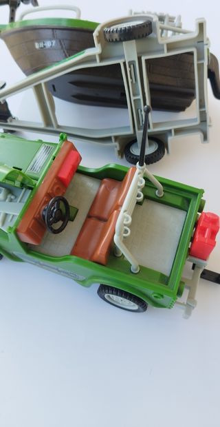 Todoterreno con lancha Disney Héroes - Tarzán