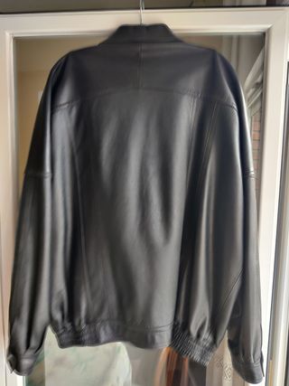 Cazadora cuero negra XL Talla 58- Nueva