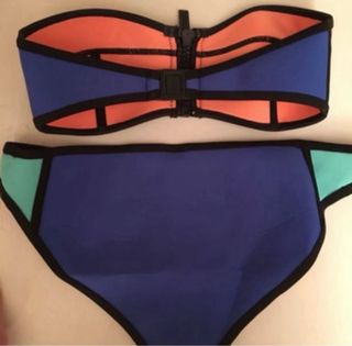 Bikini Triangl azul y naranja