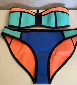 Bikini Triangl azul y naranja
