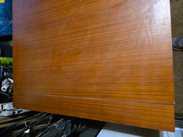 Mesa de jantar extensível. Nogueira americana.