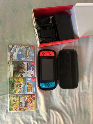 Nintendo Switch - Azul y Rojo