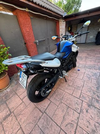 BMW F 800 R - Extras, ABS, Calefacción puños. etc
