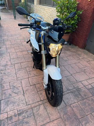 BMW F 800 R - Extras, ABS, Calefacción puños. etc