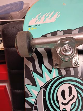 Skate Completo Trust Me ( precio negociable)