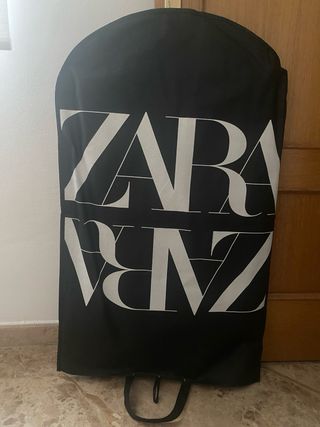 Traje Zara verde oliva - chaqueta y pantalón