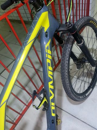 Bicicleta montaña carbono Olympia