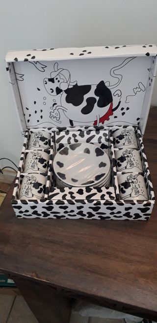 JUEGO DE CAFÉ. CERÁMICA DIBUJO VAQUITAS. 6 TAZAS