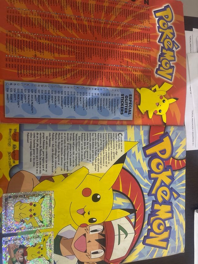 Álbum de cromos Pokémon completo