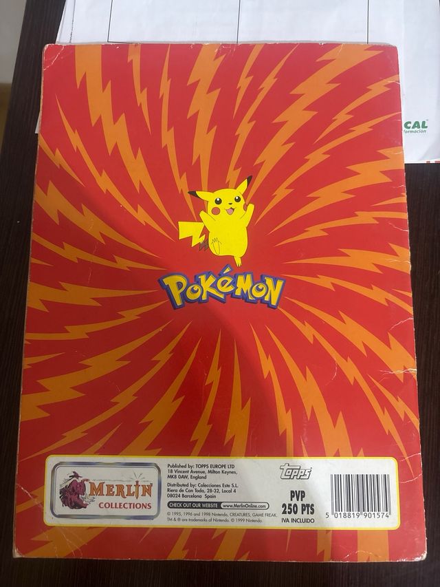 Álbum de cromos Pokémon completo