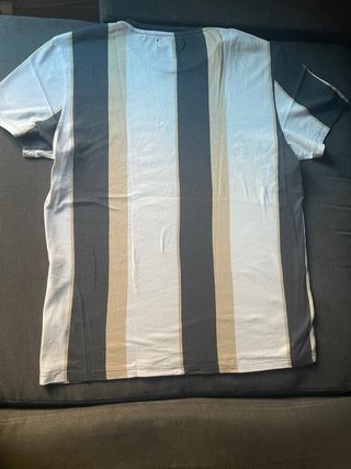Camiseta Bershka a rayas Beige y negro – Talla S