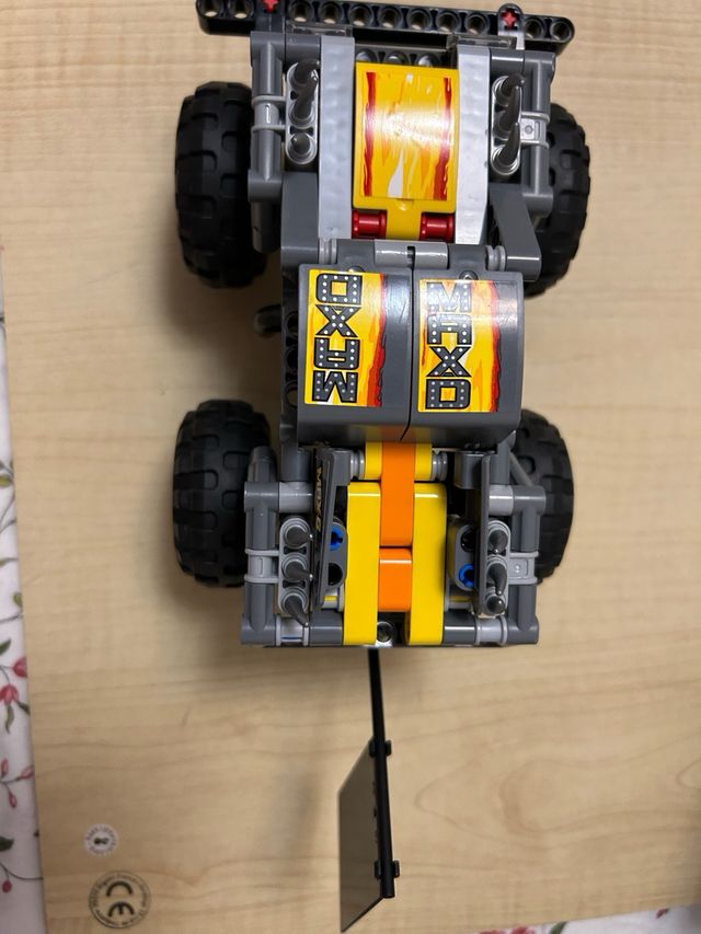 Lego 42119 Monster Jam Megalodon