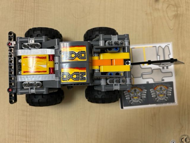 Lego 42119 Monster Jam Megalodon