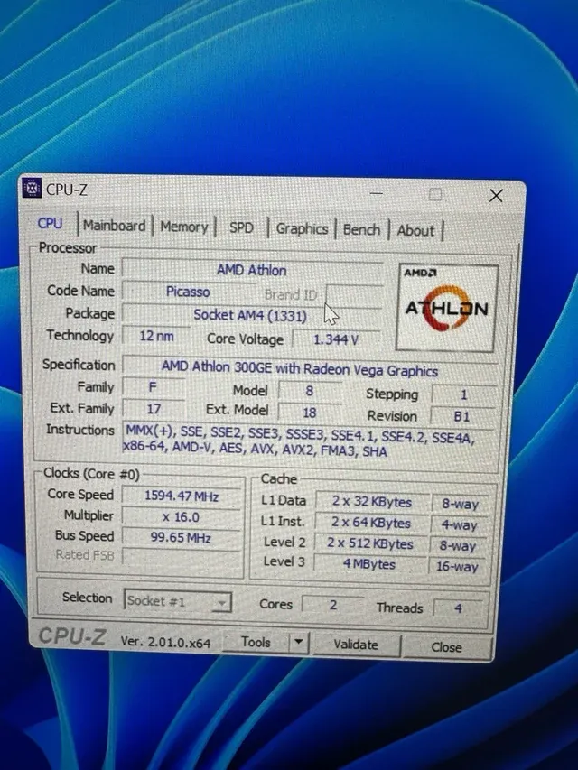 AMD Athlon 300GE - Processador