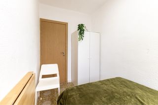 Habitación amueblada en Valencia