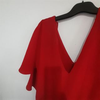 Mono rojo Zara 