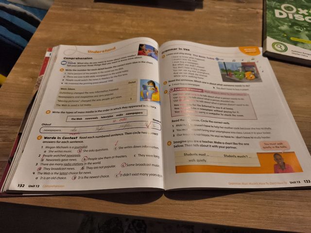 Oxford Discover: Level 4: Student Book Pack (Ox...