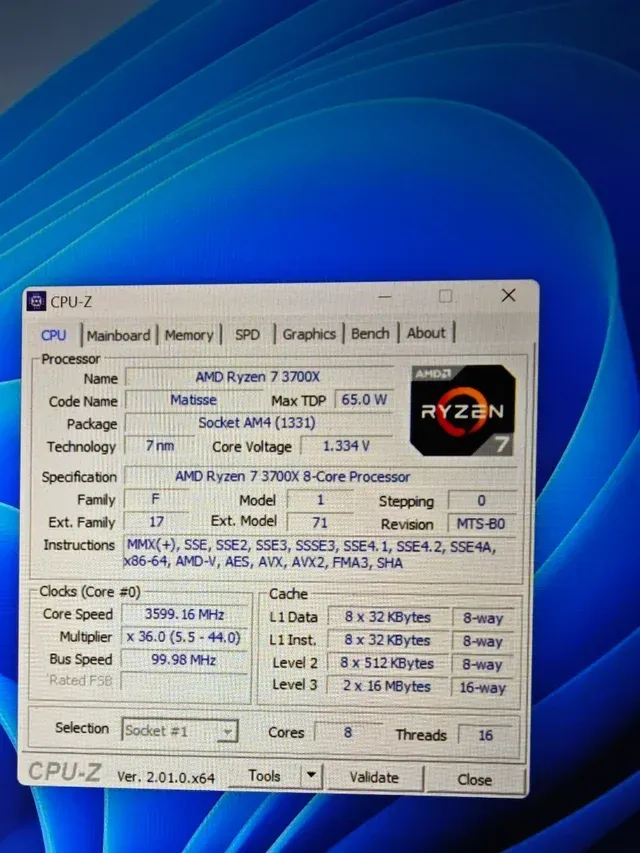AMD Ryzen 7 3700X 3.6GHz M10015